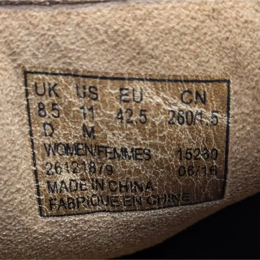 Clarks Ledella Booties Size 11M  EUC   S3774